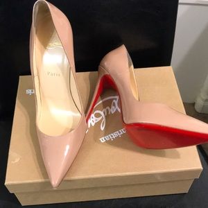 Christian Louboutin so Kate nude heel